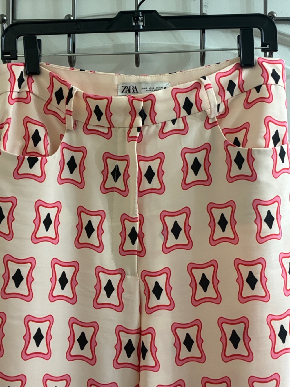 Zara Cream and Pink Geometric Print Pants